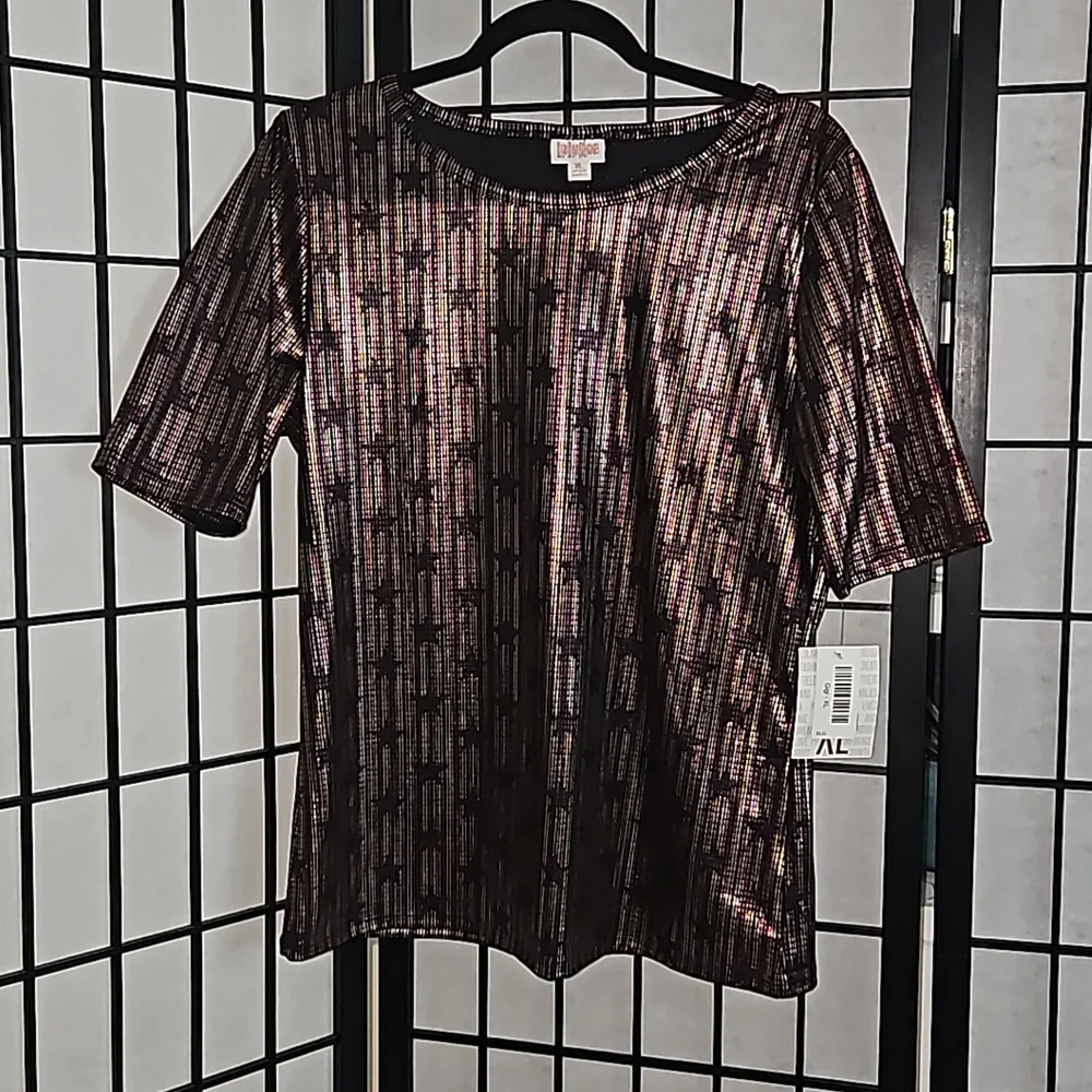 New LuLaRoe Gigi elegant collection top Short Sleeve Blouse star print top XL - Picture 8 of 11